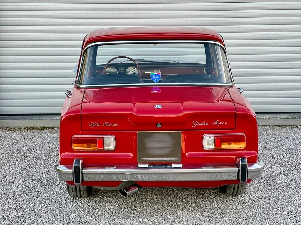 1972 Alfa Romeo Giulia - Image 8 of 30