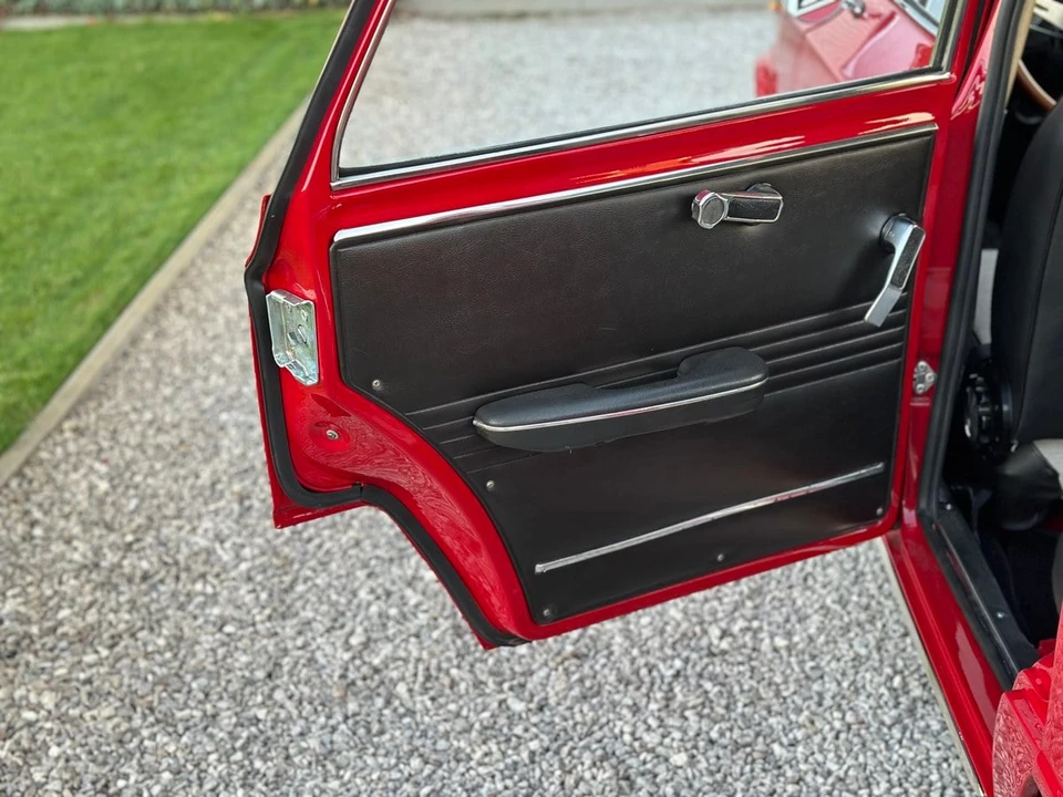 1972 Alfa Romeo Giulia - Image 15 of 30