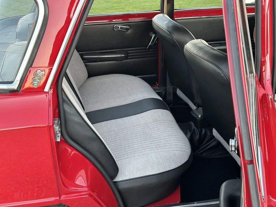 1972 Alfa Romeo Giulia - Image 18 of 30