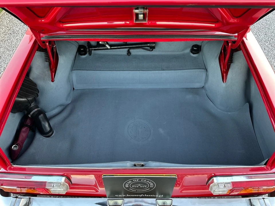 1972 Alfa Romeo Giulia - Image 28 of 30