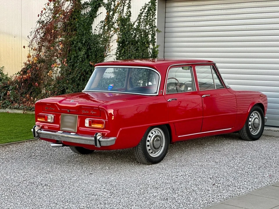 1972 Alfa Romeo Giulia - Image 10 of 30