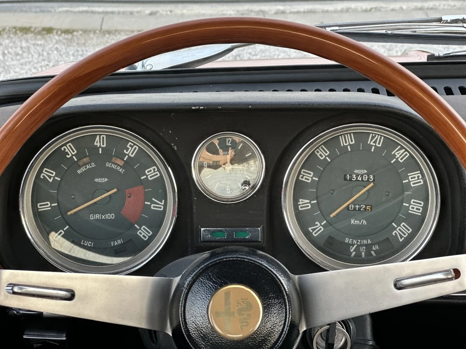 1972 Alfa Romeo Giulia - Image 13 of 30