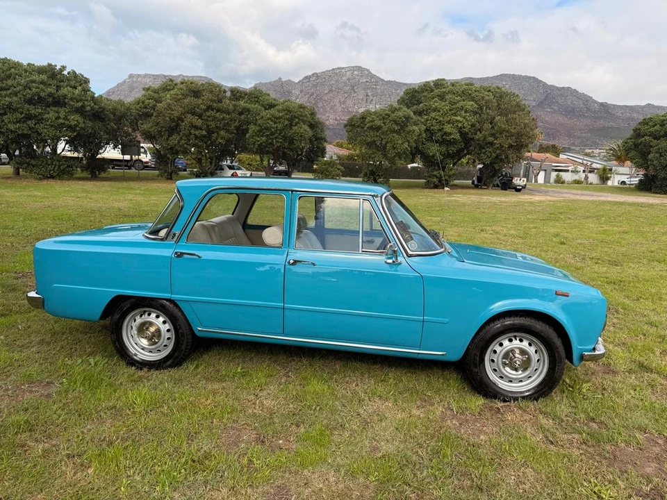 1972 Alfa Romeo Giulia - Image 3 of 30