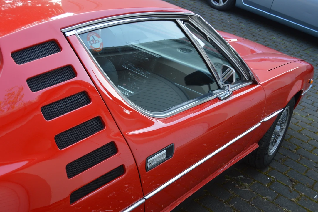 1972 Alfa Romeo Montreal - Image 14 of 27
