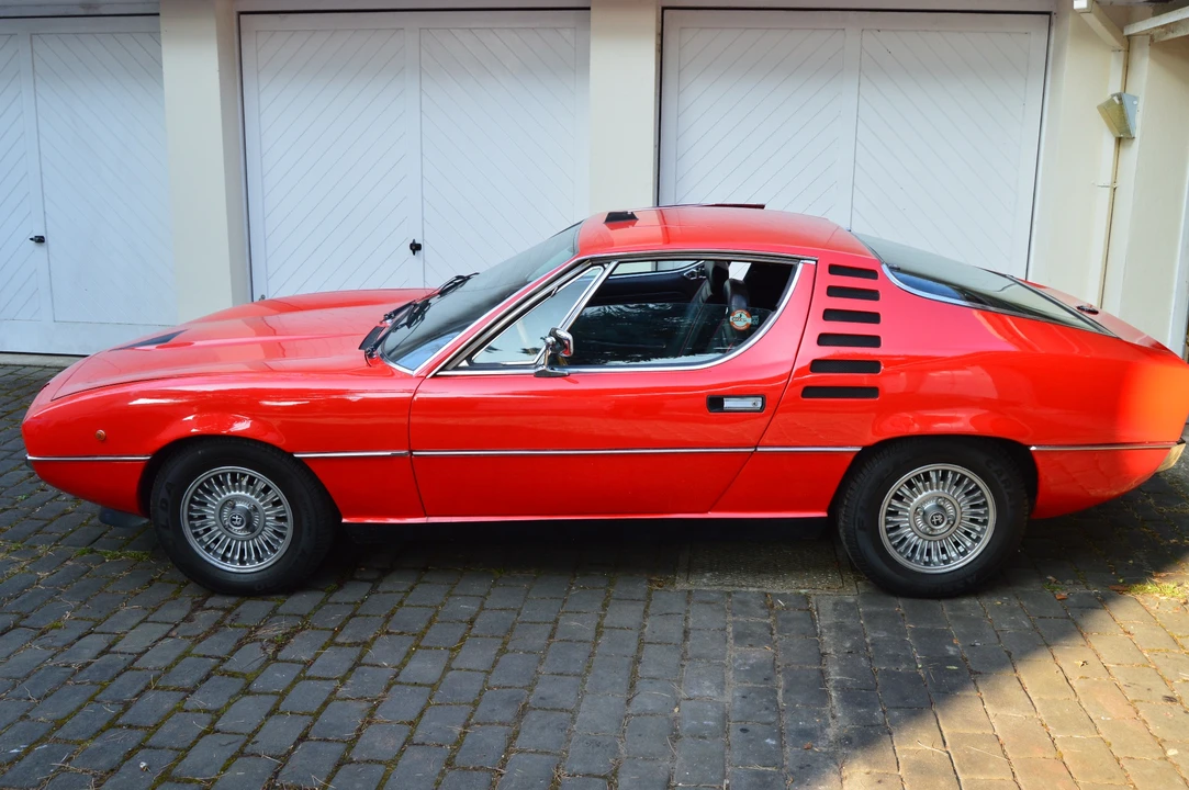1972 Alfa Romeo Montreal - Image 7 of 27