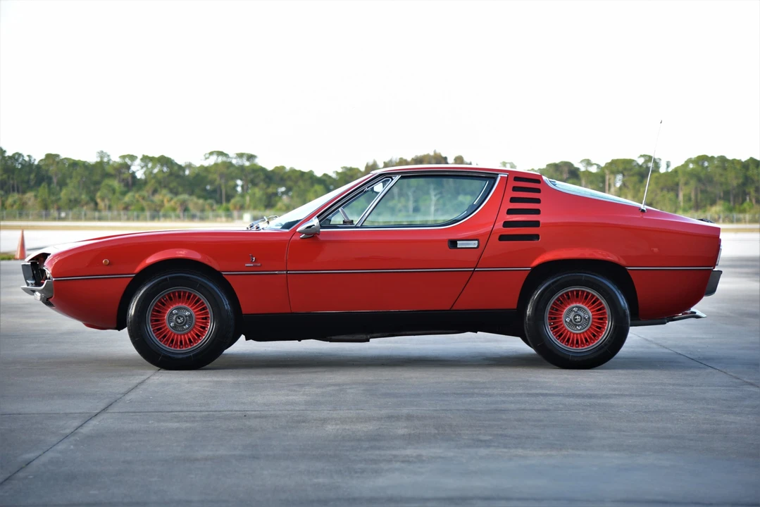 1972 Alfa Romeo Montreal - Image 6 of 31