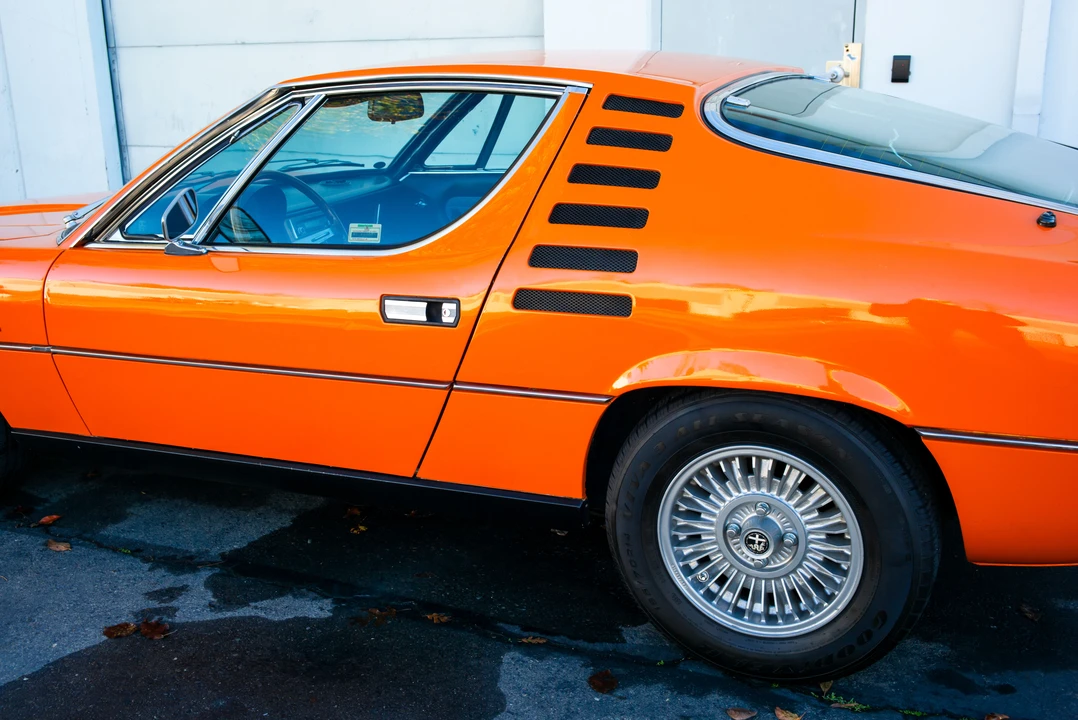 1972 Alfa Romeo Montreal - Image 8 of 31