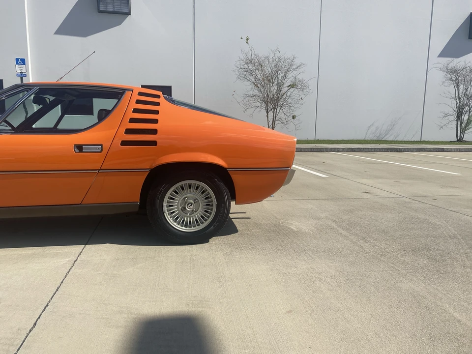 1972 Alfa Romeo Montreal - Image 28 of 31