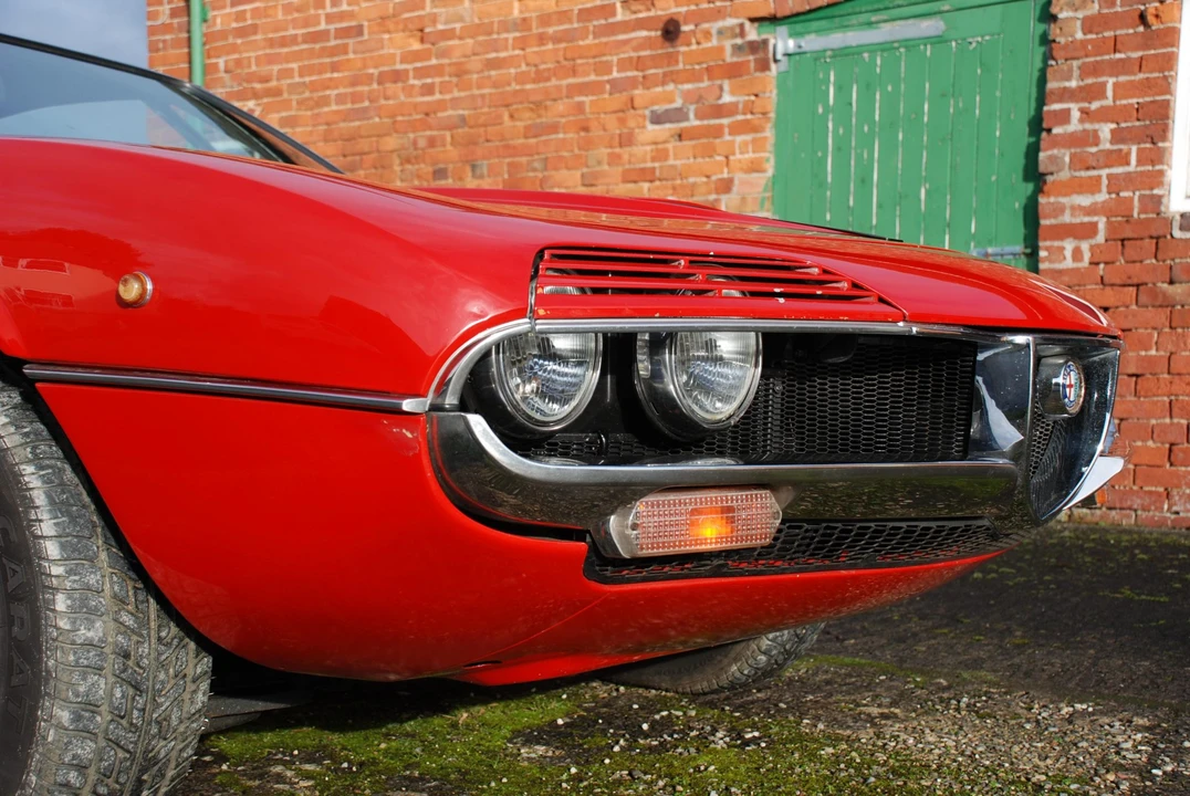 1972 Alfa Romeo Montreal - Image 19 of 31