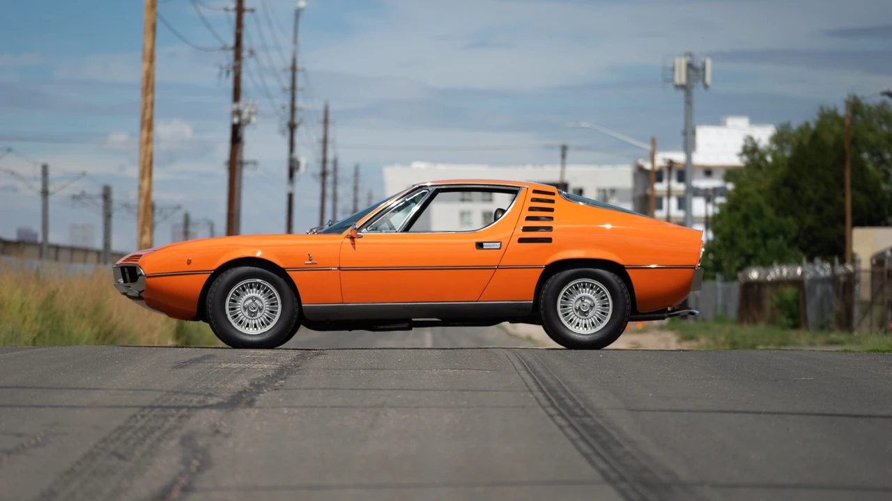 1972 Alfa Romeo Montreal - Image 2 of 31