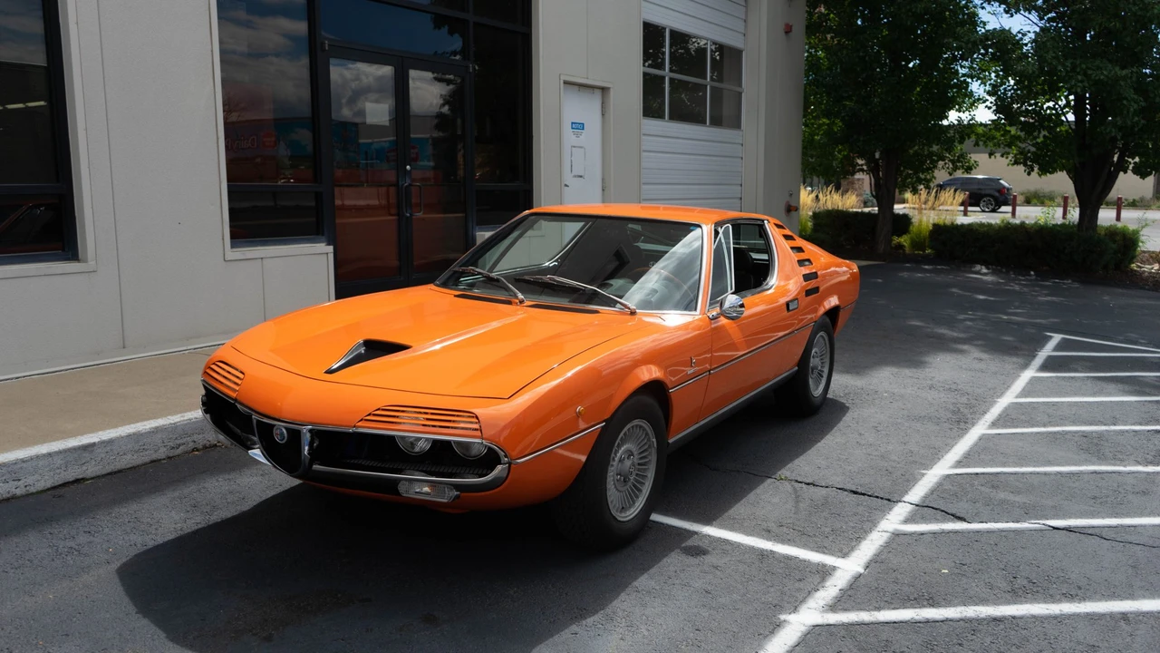 1972 Alfa Romeo Montreal - Image 24 of 31