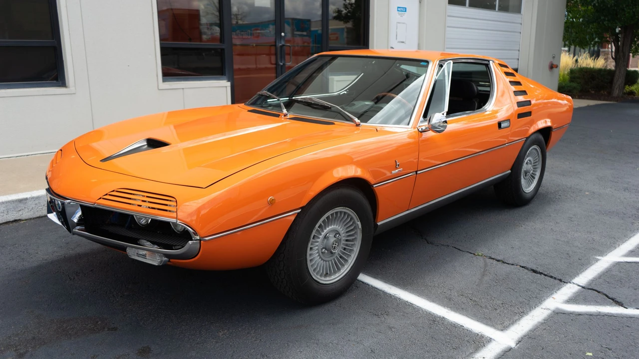 1972 Alfa Romeo Montreal - Image 25 of 31