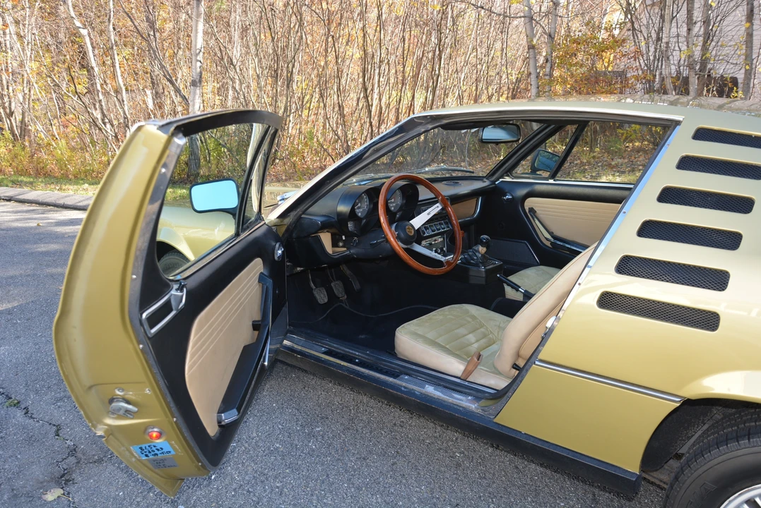 1972 Alfa Romeo Montreal - Image 17 of 31