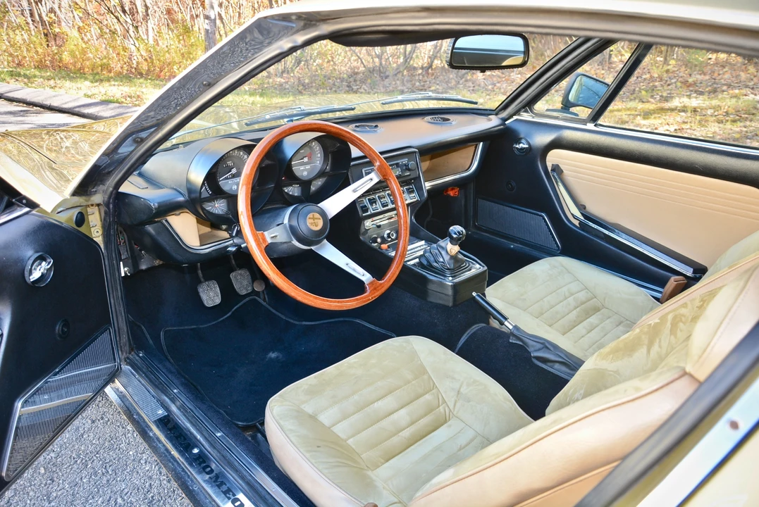 1972 Alfa Romeo Montreal - Image 18 of 31