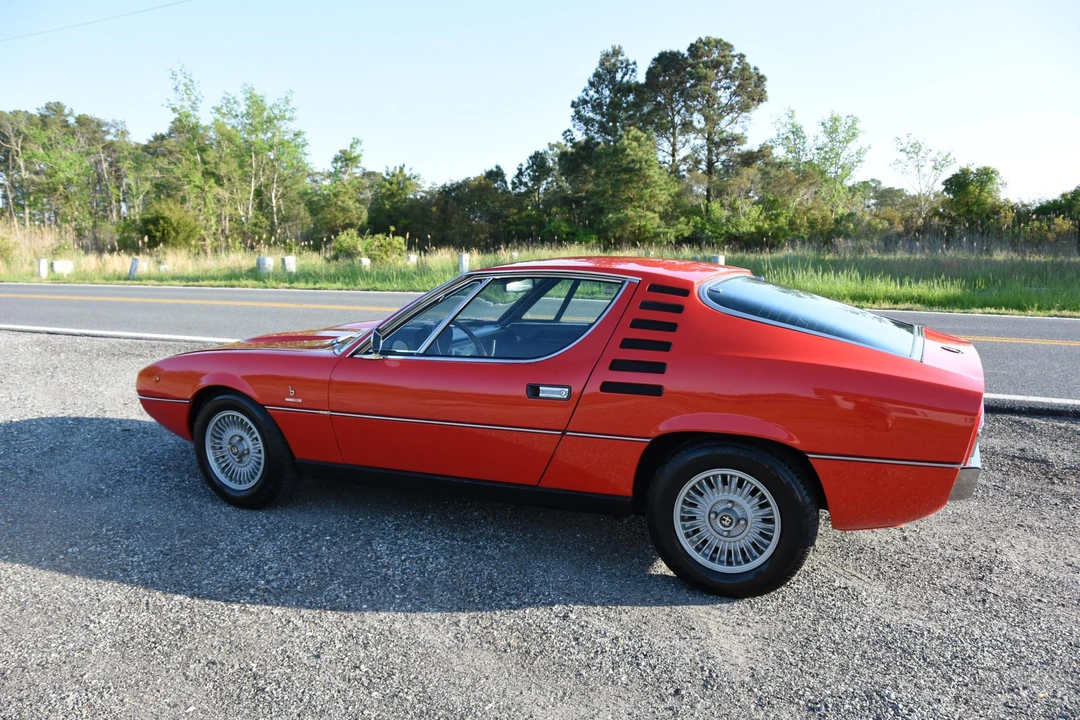 1972 Alfa Romeo Montreal - Image 6 of 31