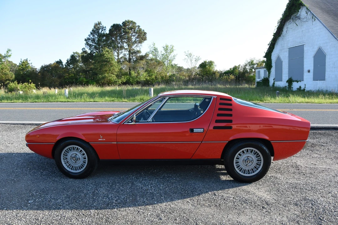 1972 Alfa Romeo Montreal - Image 4 of 31