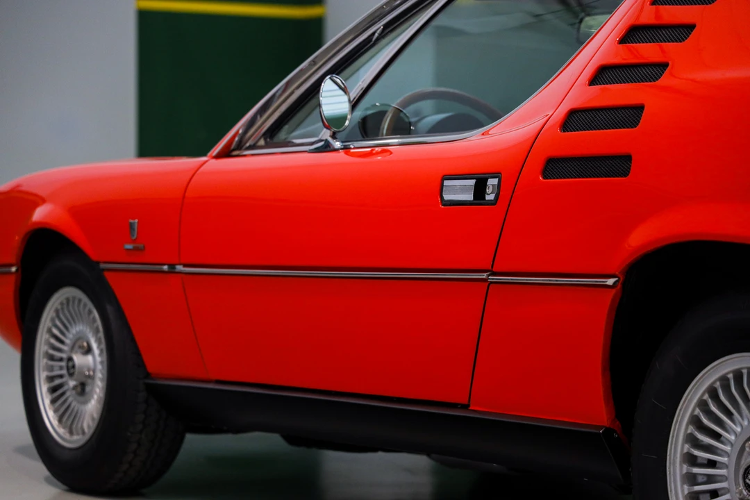 1972 Alfa Romeo Montreal - Image 15 of 31