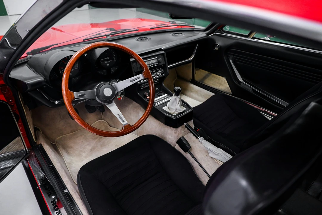 1972 Alfa Romeo Montreal - Image 4 of 21