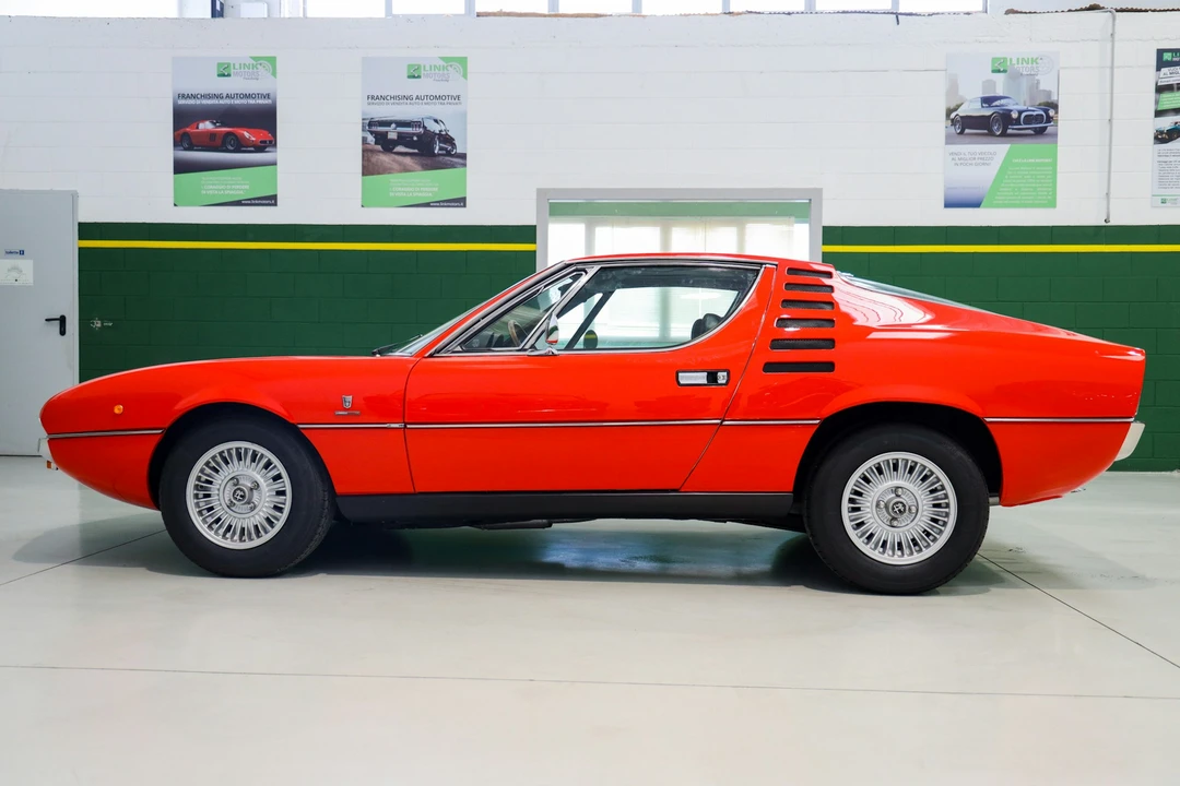 1972 Alfa Romeo Montreal - Image 12 of 21