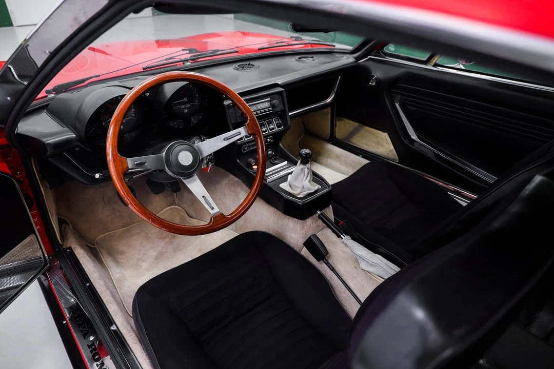 1972 Alfa Romeo Montreal - Image 24 of 31