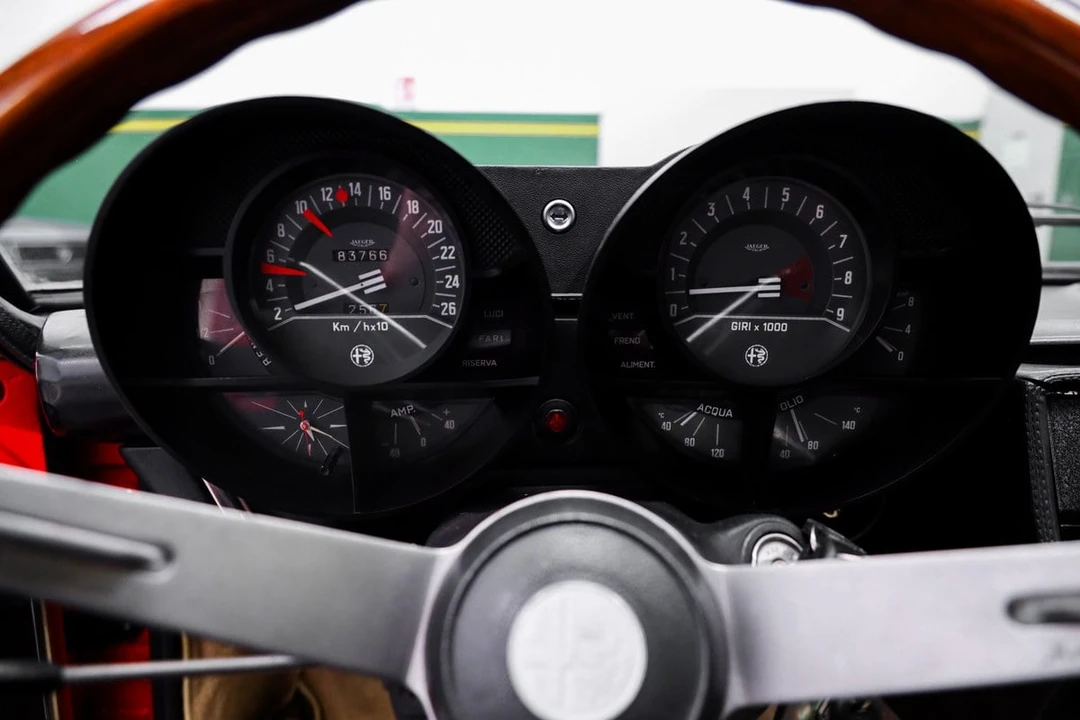 1972 Alfa Romeo Montreal - Image 25 of 31