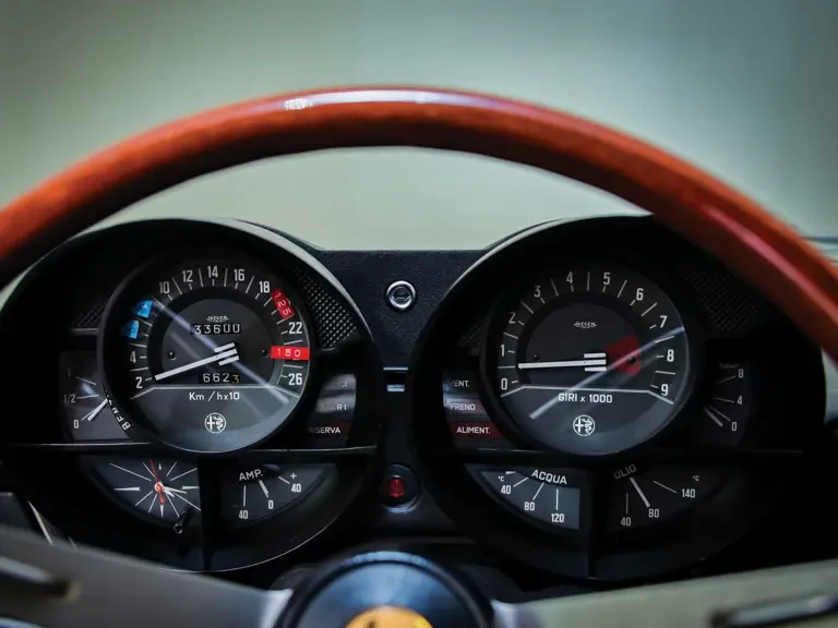 1972 Alfa Romeo Montreal - Image 24 of 27