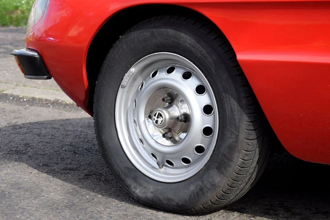 1972 Alfa Romeo Series 2 - Image 29 of 30
