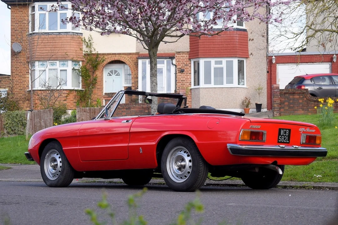 1972 Alfa Romeo Series 2 - Image 17 of 30