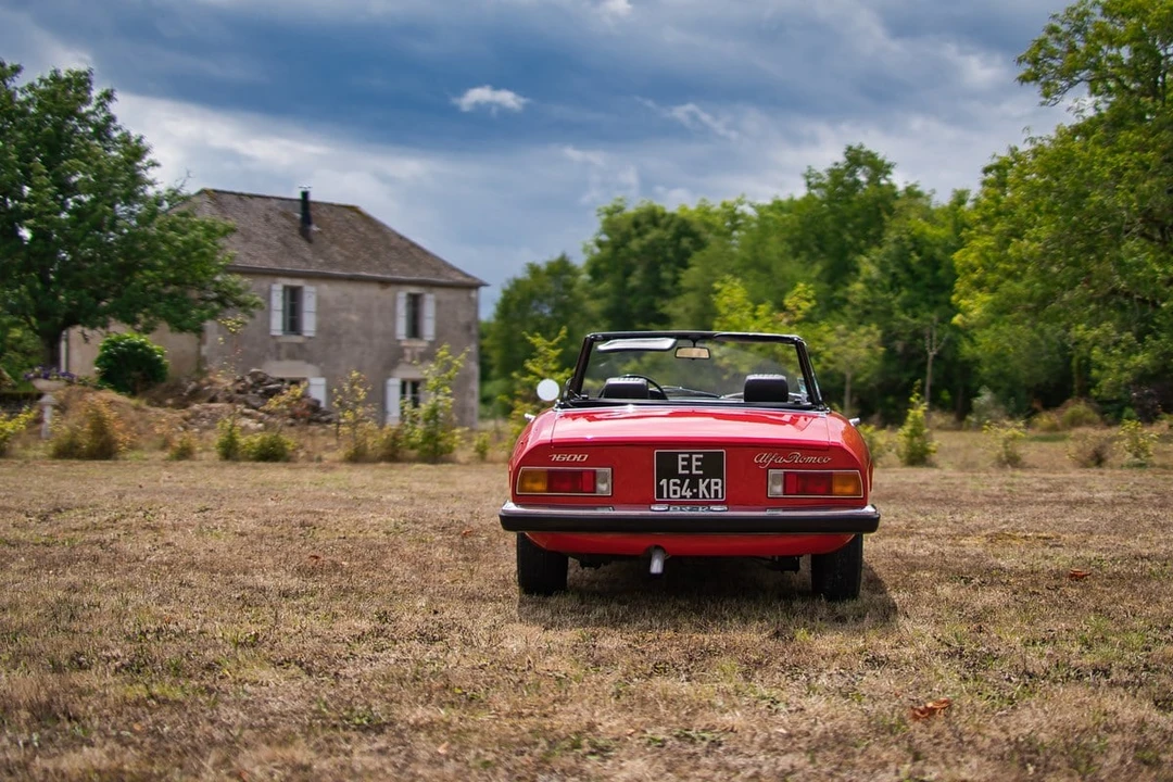 1972 Alfa Romeo Series 2 - Image 9 of 30
