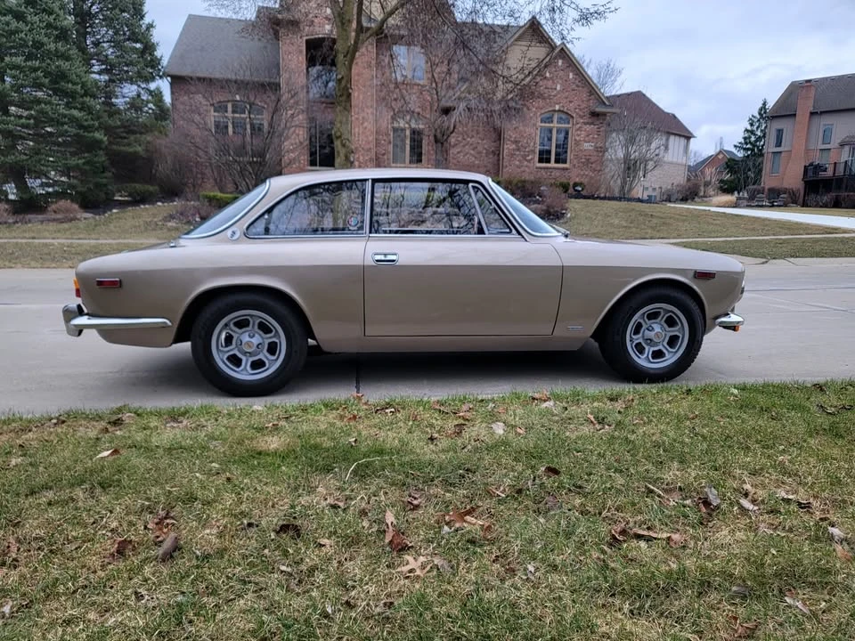 1972 Alfa Romeo 2000 GT Veloce - Image 4 of 18