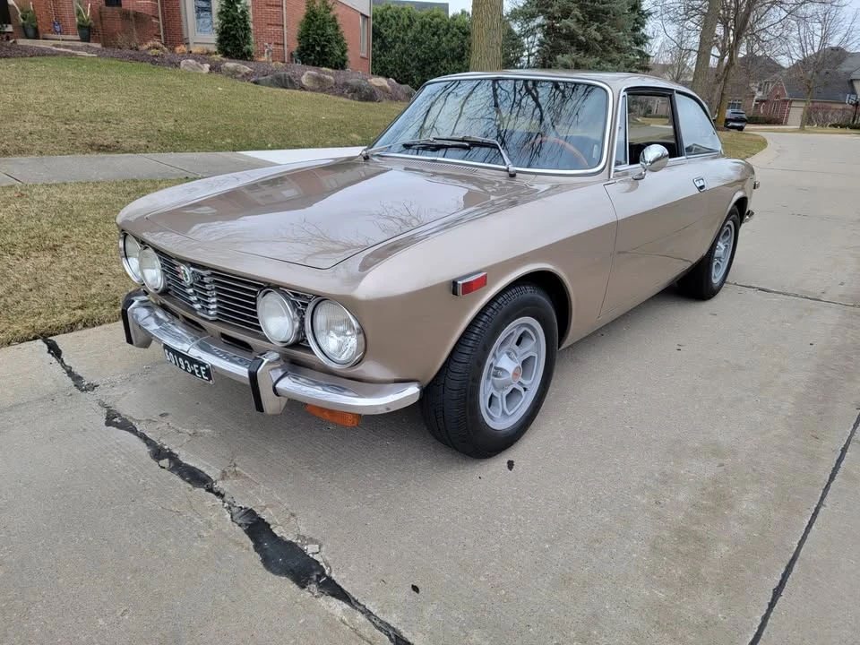 1972 Alfa Romeo 2000 GT Veloce - Image 5 of 18
