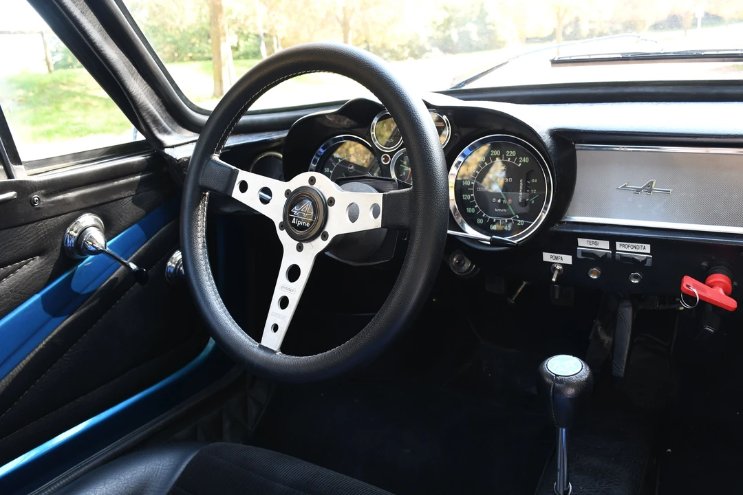 1972 Alpine A110 (1963-1977) - Image 13 of 31