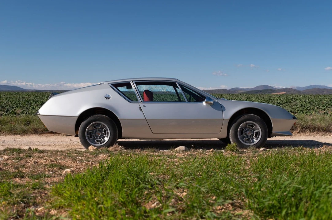 1972 Alpine - Image 6 of 30