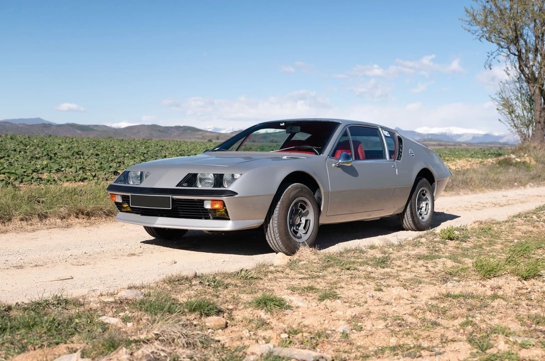 1972 Alpine - Image 9 of 30