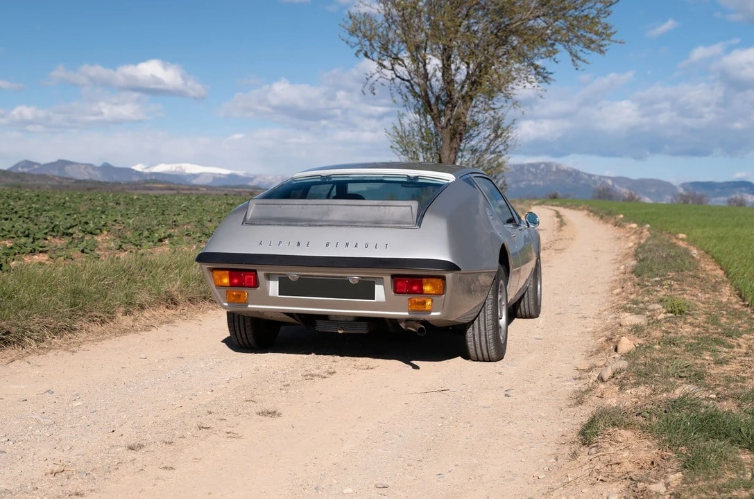 1972 Alpine - Image 15 of 30