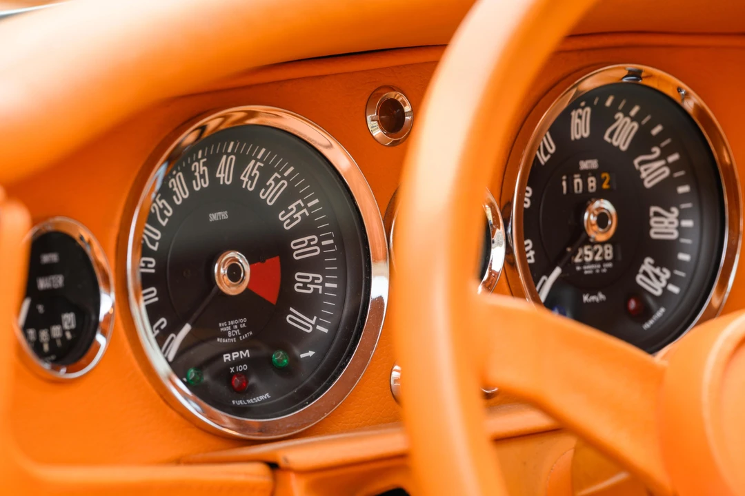 1972 Aston Martin AM V8 - Image 10 of 31