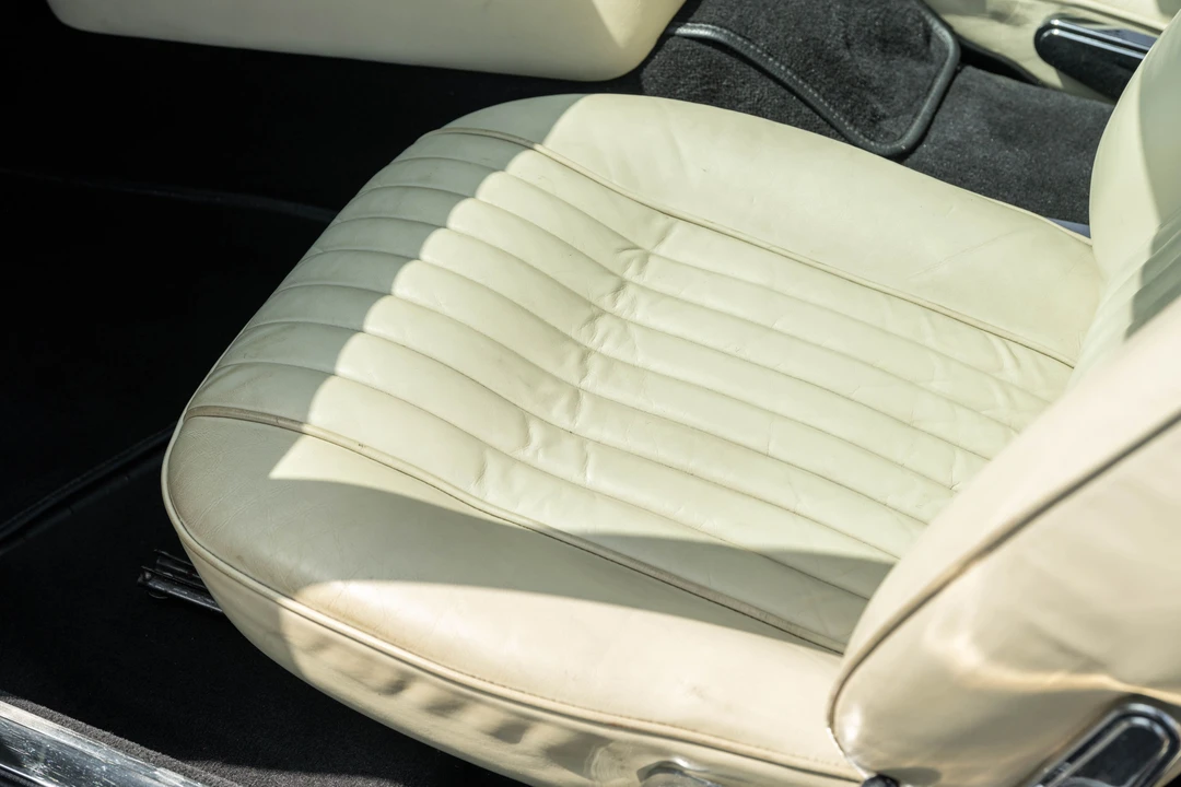 1972 Aston Martin AM V8 - Image 29 of 31