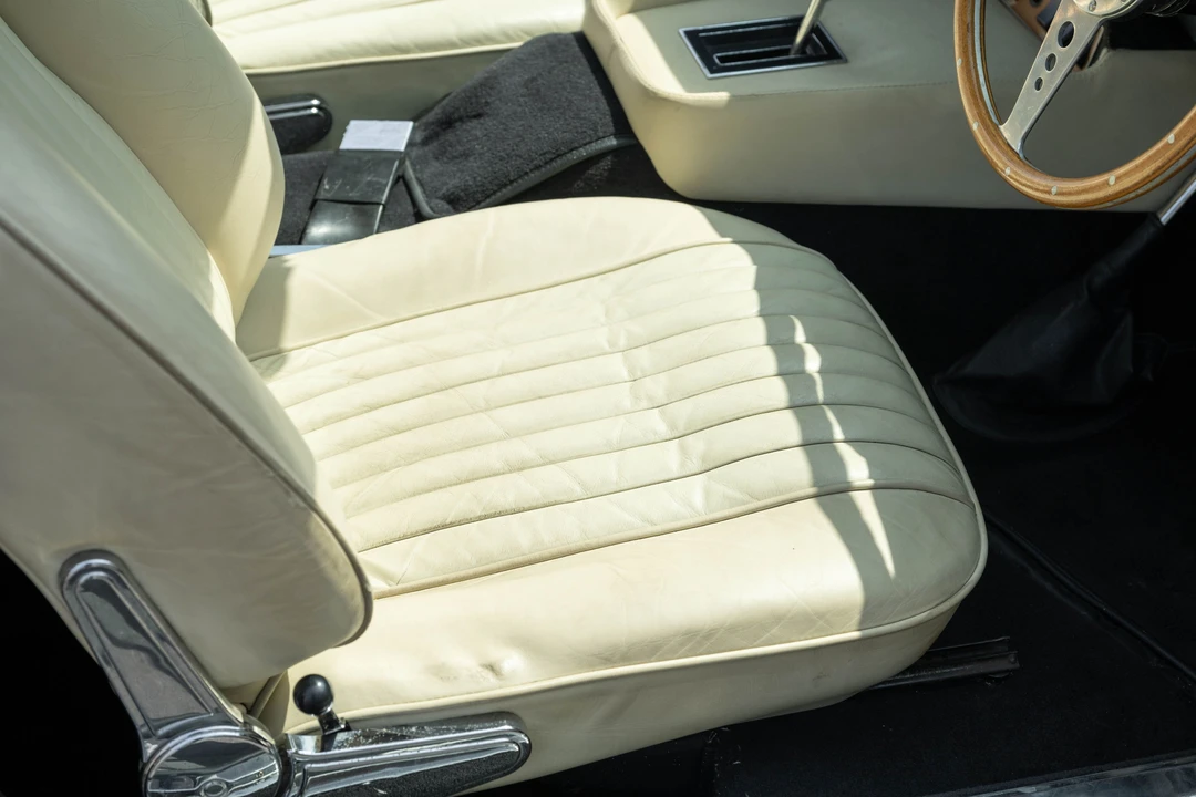 1972 Aston Martin AM V8 - Image 30 of 31