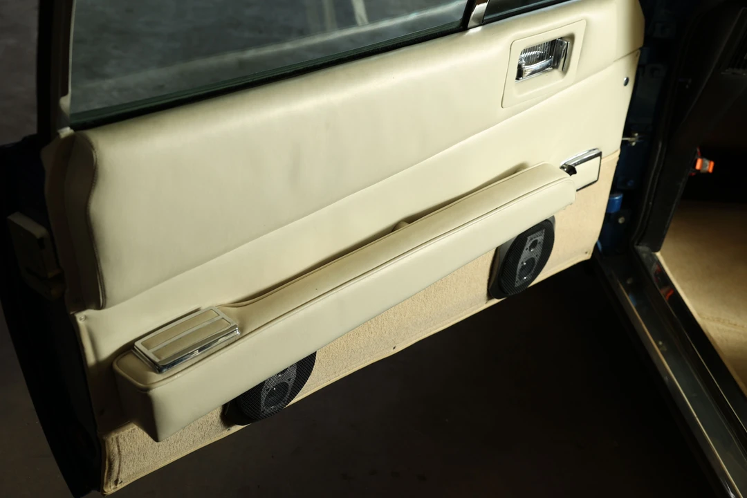 1972 Aston Martin AM V8 - Image 9 of 29