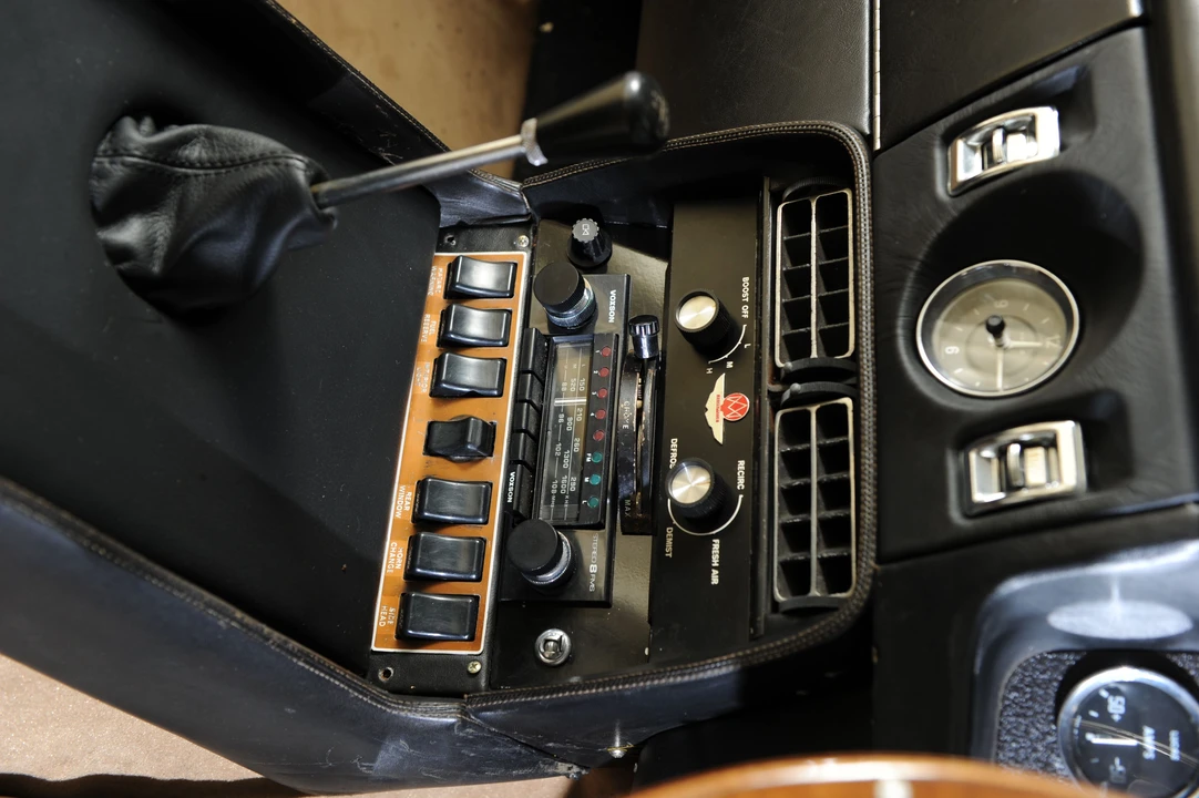 1972 Aston Martin DBS V8 - Image 7 of 11