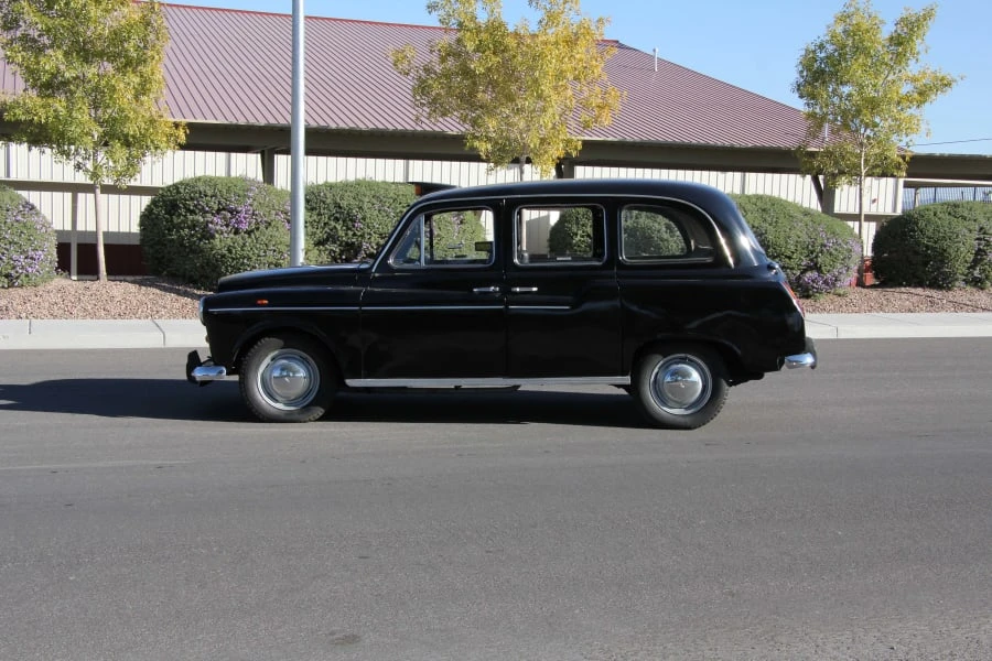 1972 Austin - Image 10 of 10