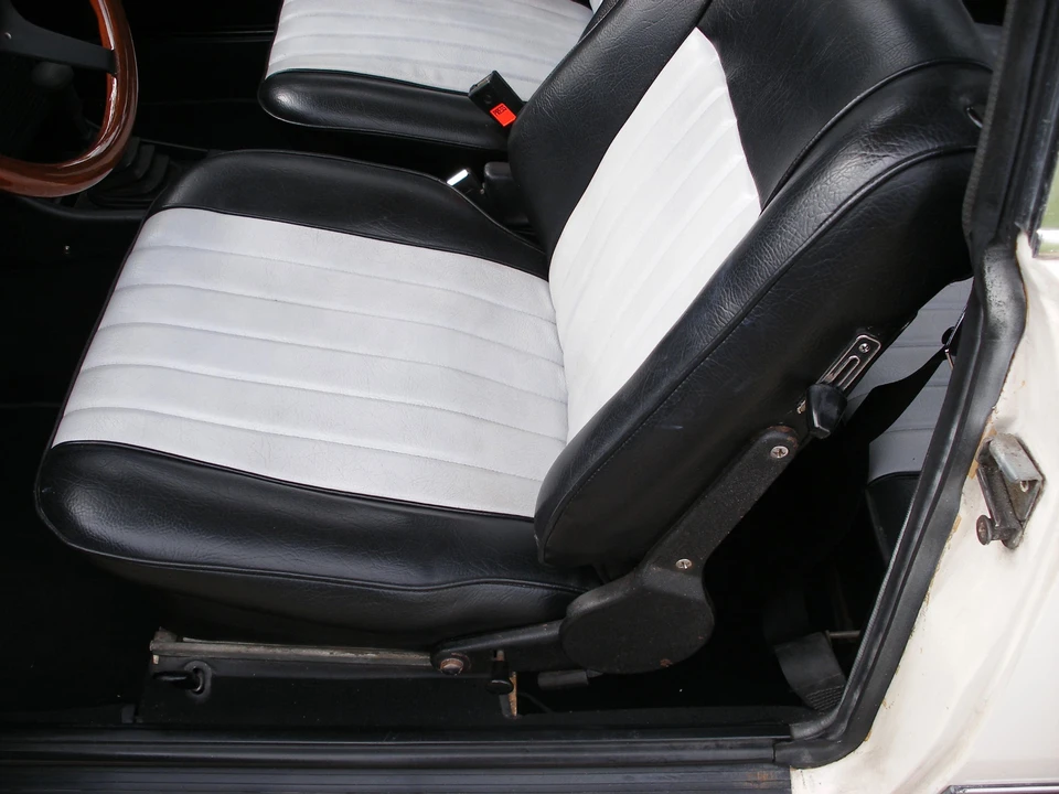 1972 BMW 2002tii - Image 31 of 31
