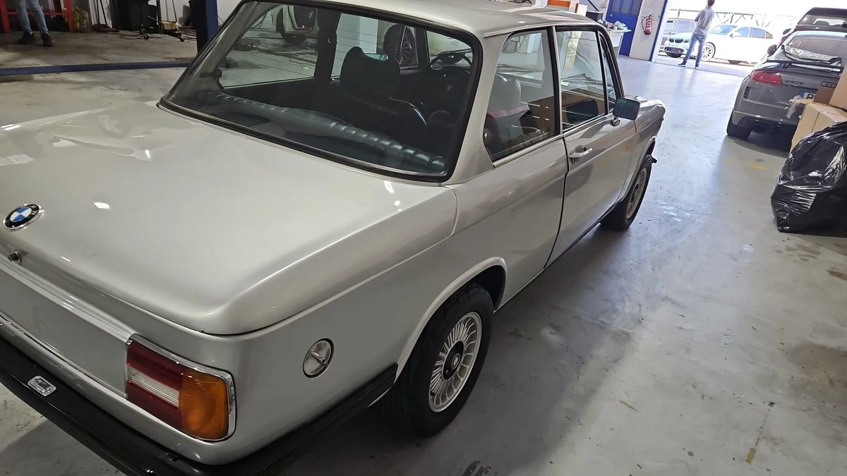 1973 BMW 2002 - Image 16 of 30