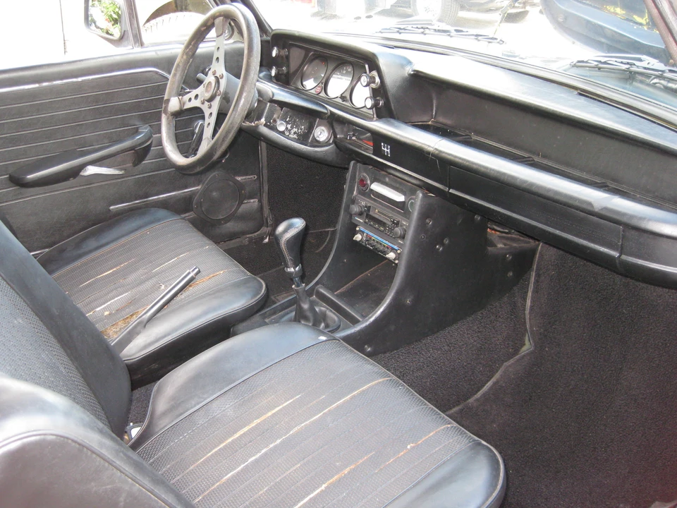 1972 BMW 2002 - Image 13 of 27