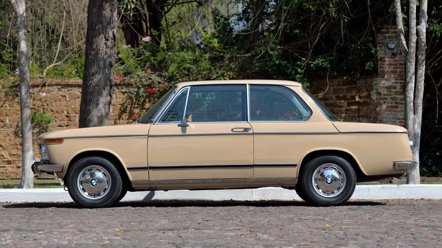 1972 BMW 2002 - Image 8 of 12