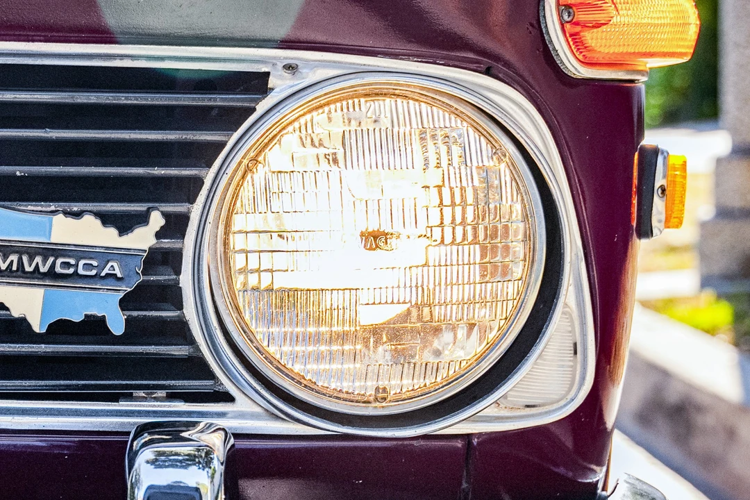 1972 BMW 2002 - Image 14 of 31