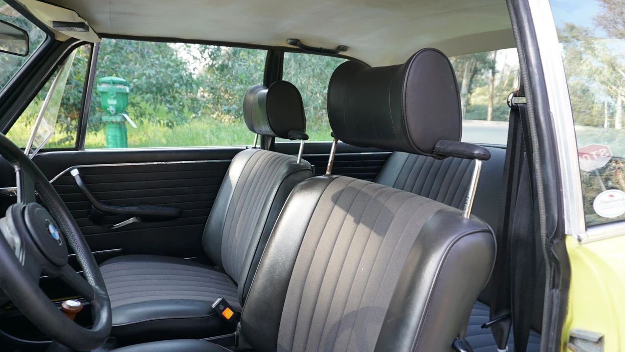 1972 BMW 2002 - Image 24 of 31