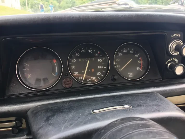 1972 BMW 2002 - Image 6 of 10