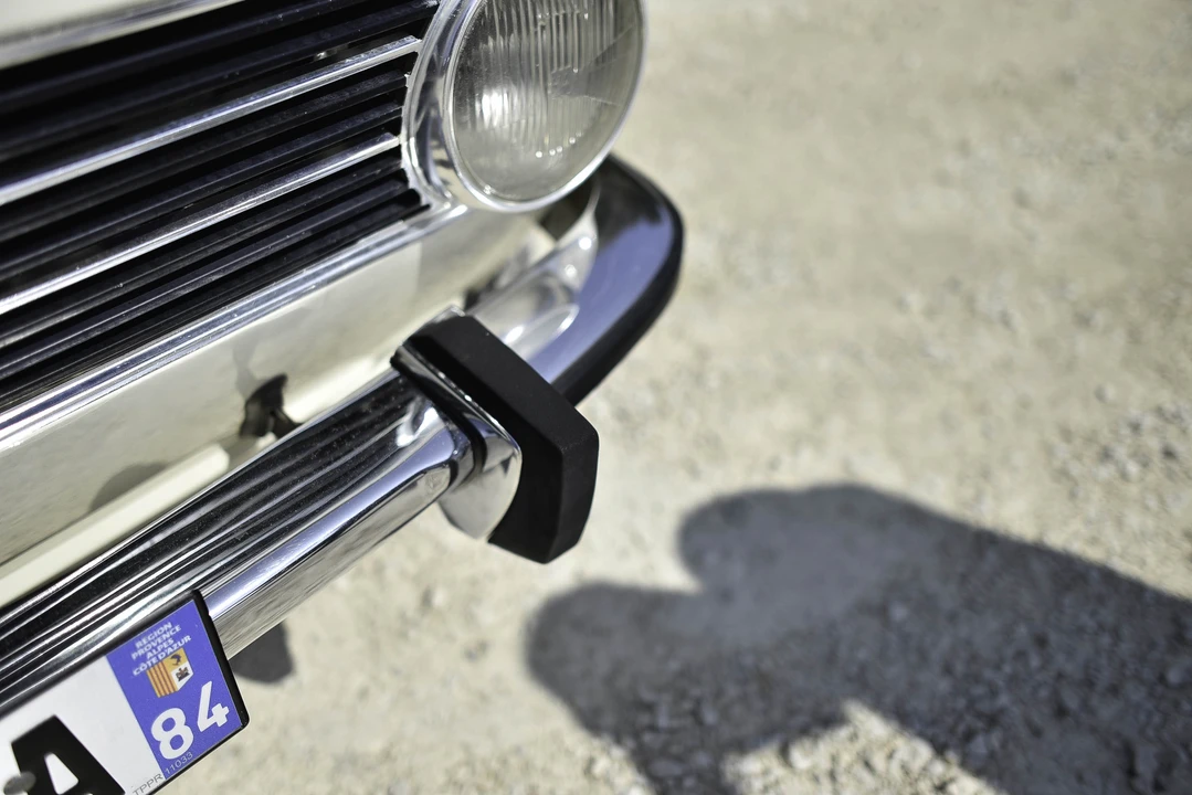 1972 BMW 2002tii - Image 18 of 31