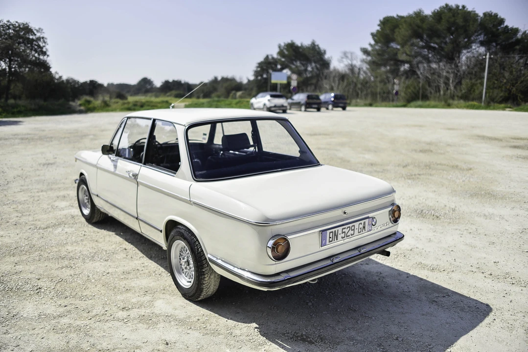 1972 BMW 2002tii - Image 14 of 31